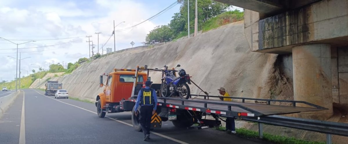 ATTT aprieta controles y sorprende a conductores de motos en todo el país