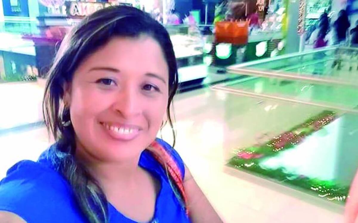 Conductora ebria atropelló a una pareja de esposos y continúa libre 