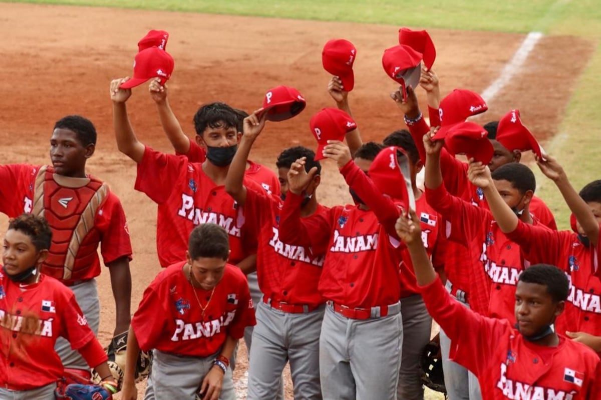 Panamá abusa de Sudáfrica y lo vence por 27 carreras a 0 en el Mundial U12