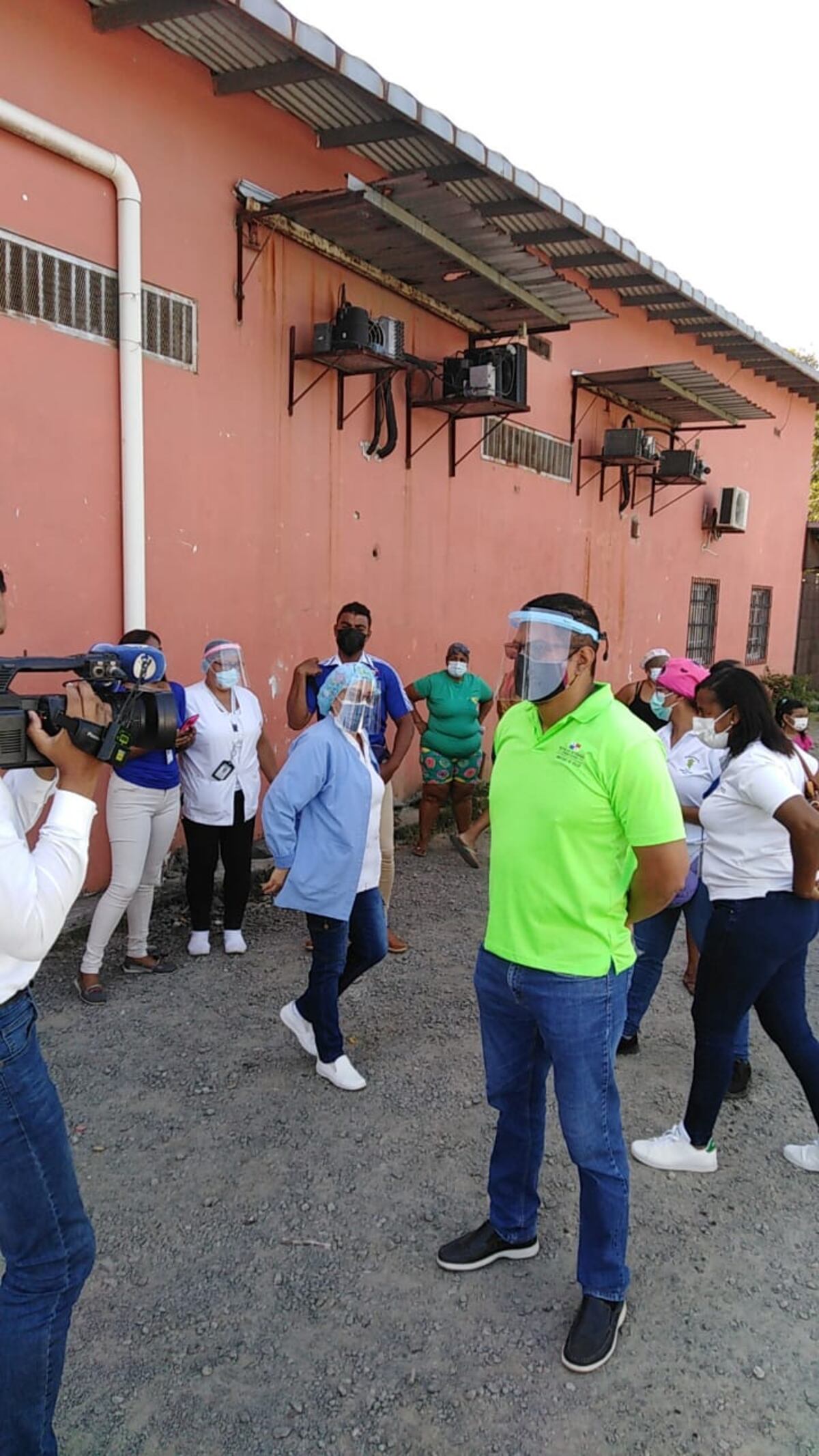 ‘Si no nos mata la covid, nos matan las ratas’. Roedores invaden  Centro de Salud de Puerto Caimito. Temen a otro virus, el hanta