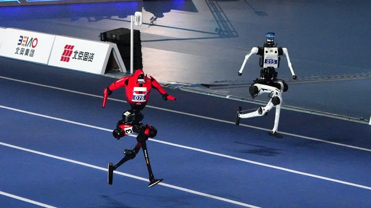 Robot supera a Usain Bolt en los 100 metros