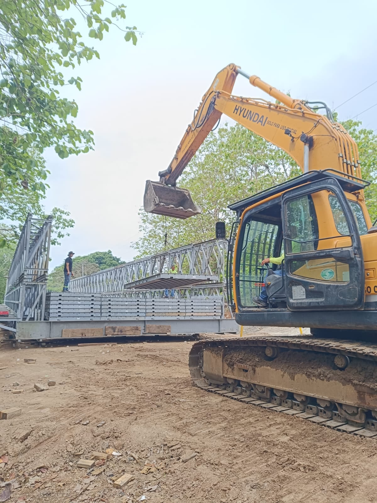 Nuevo puente sobre el río Cañazas en Santiago Este avanza y se acerca a su inauguración