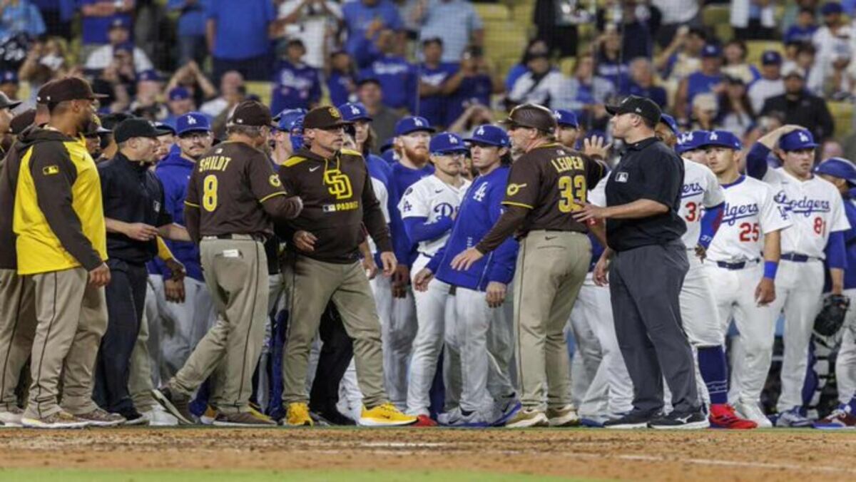 Fernando Tatis Jr. recibe pelotazo de Dodgers y desata confrontación