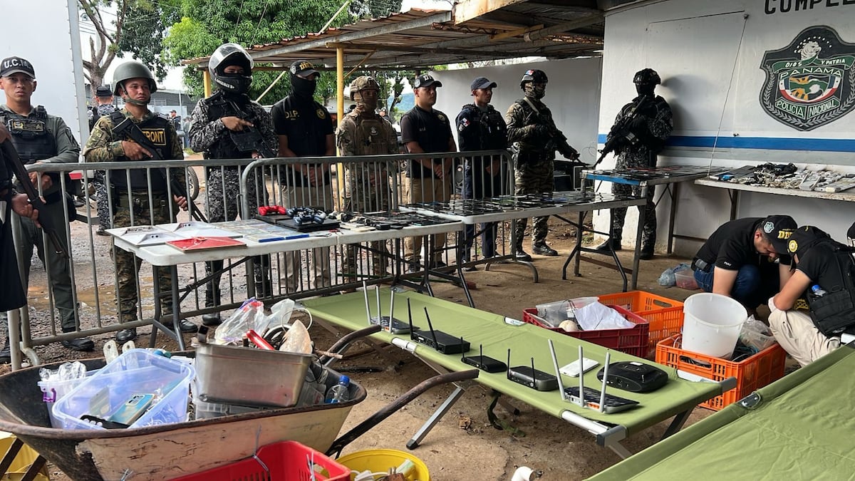 Se les apagó el ‘call center’ en La Joyita: decomisan más de 150 celulares, armas, antenas y otros objetos prohibidos en operativo masivo