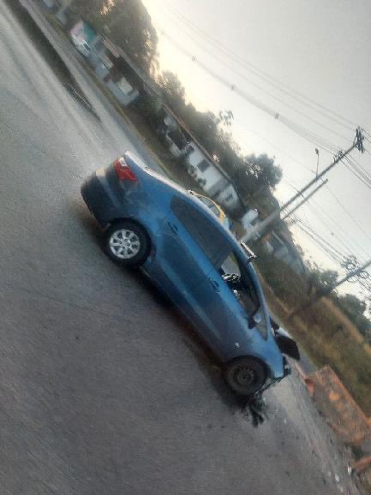 Impresionante. Mujer muere en un taxi en Ciudad Bolívar. Iba con su hijo. Video
