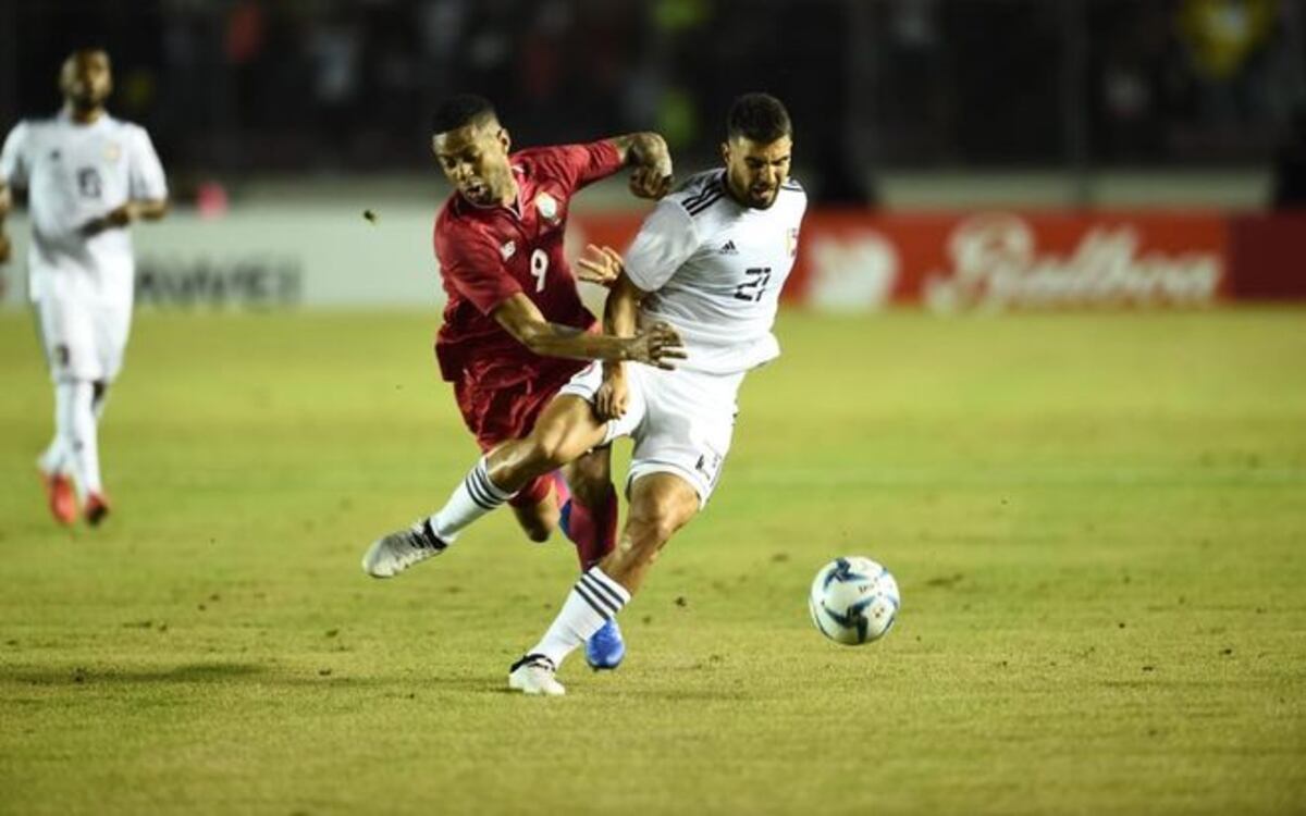 Venezuela venció a Panamá 0-2 en el Rommel. Así celebró la vino tinto. Videos