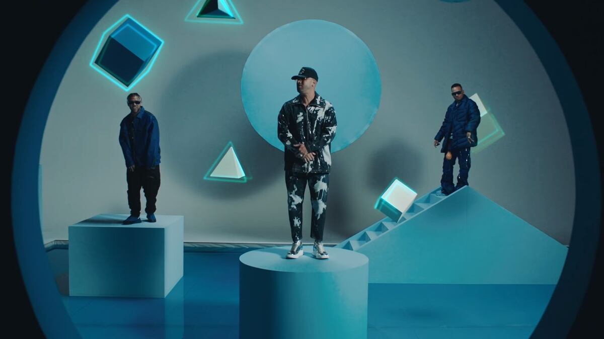 Wisin, Jhay Cortez y Ozuna con Los Legendarios lanzan ‘Emoji de corazones’