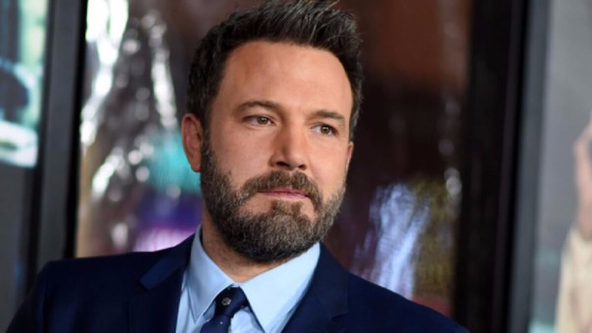 Ben Affleck anda desatado y ahora rompe su relación por una chica Playboy
