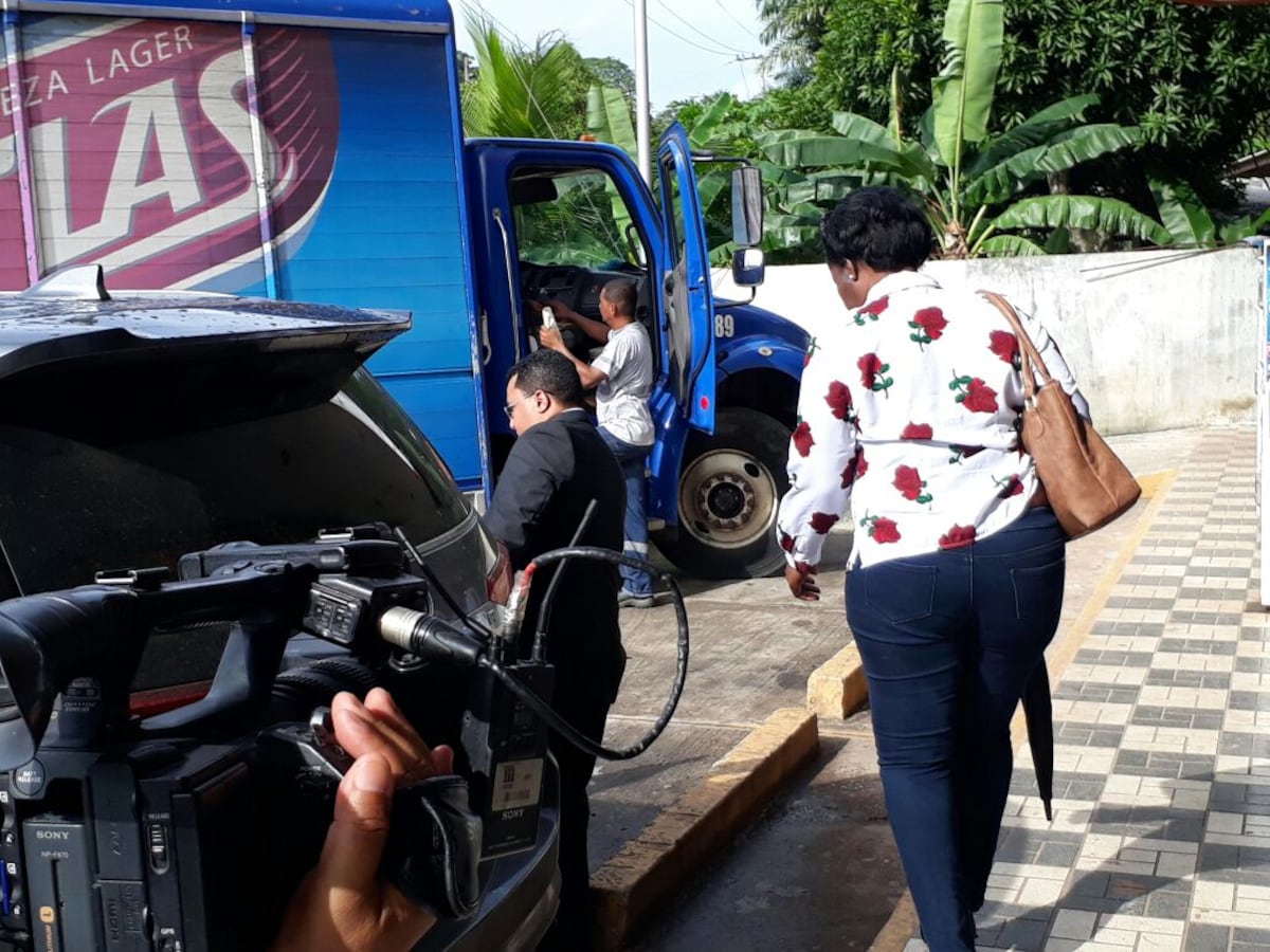 QUERELLA PENAL. Para responsables por caída de poste que casi mata a estudiantes