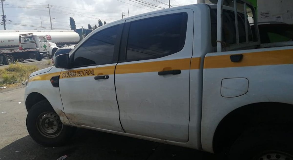 Horror. Retienen vehículo de una Junta Comunal transportando licor