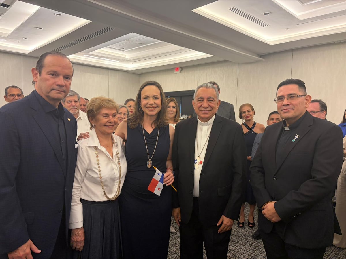 Ulloa expresa solidaridad con Venezuela y destaca la dignidad de su pueblo