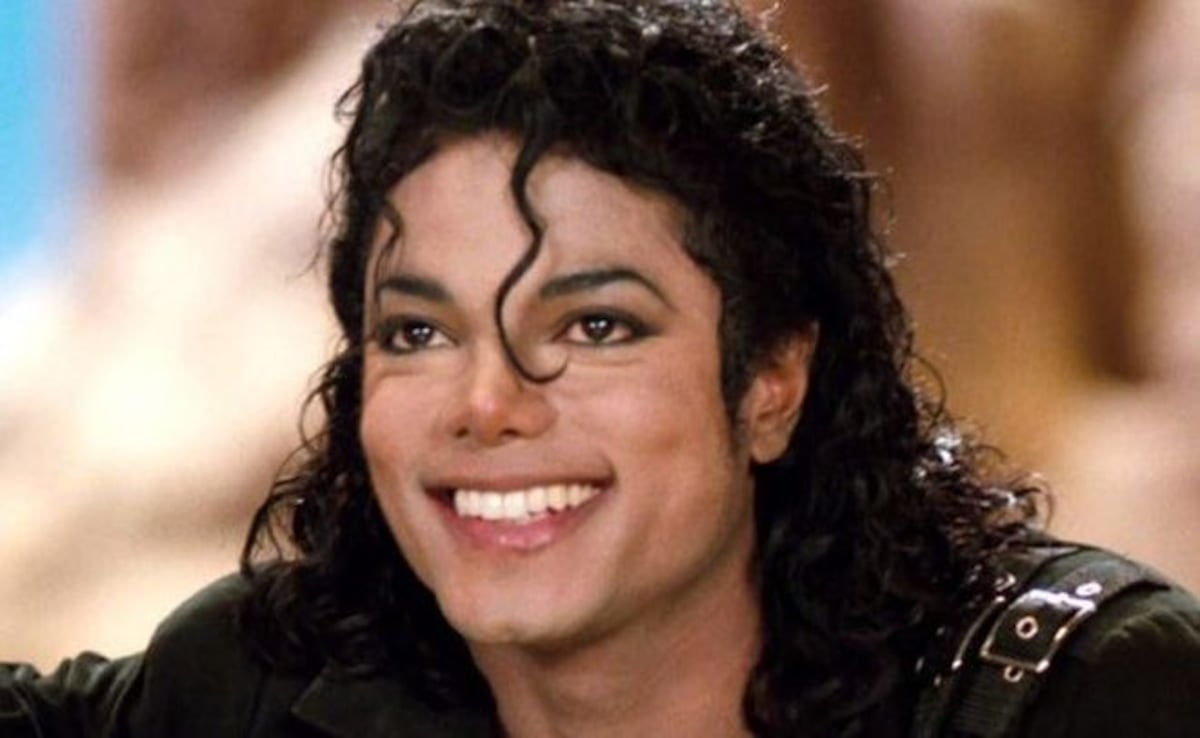 Rose McGowan dice que fans de Michael Jackson ‘deben aceptar que era malo'