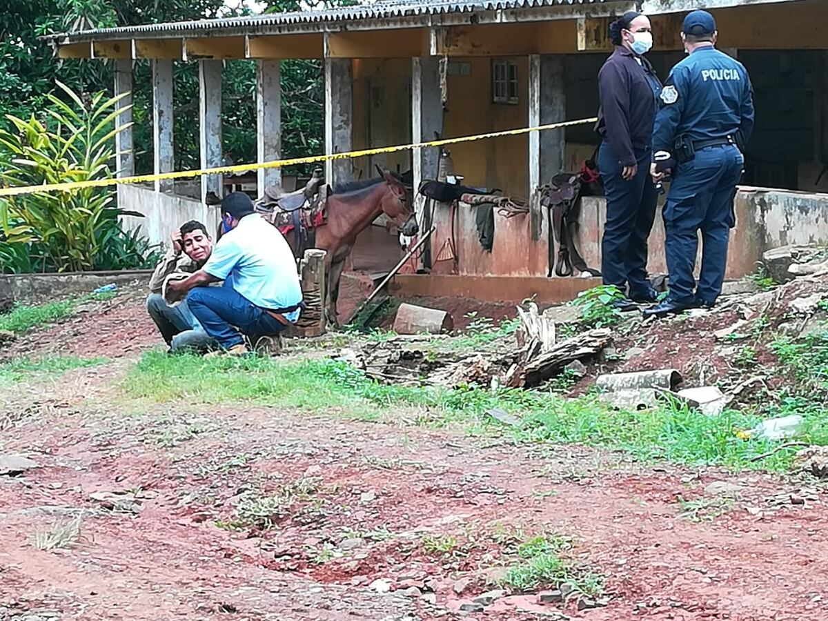 Ordenan detención de menor de edad acusado de doble homicidio