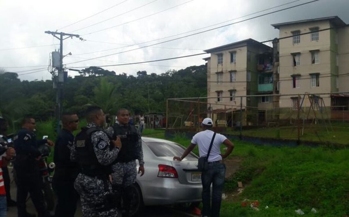 Lo ÚLTIMO. Asesinan a hombre con arma blanca, quedó tirado en la calle 