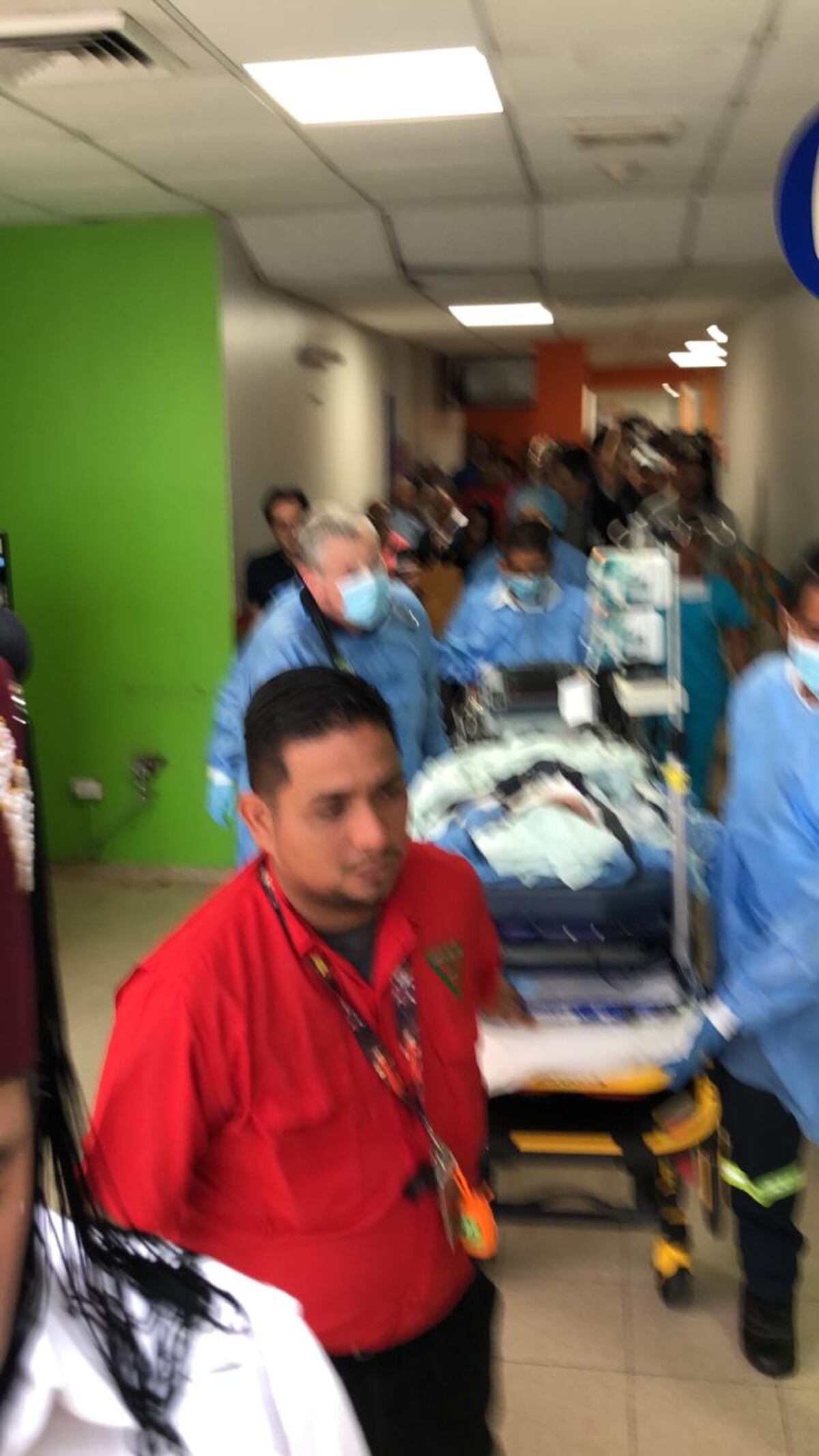 Así fue el traslado a EU del niño en estado crítico por quemaduras tras explosión en Costamare. Videos