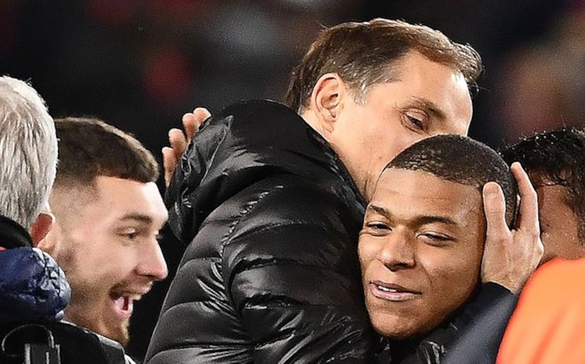 El Lyon es capaz de vencer al Barcelona, asegura técnico del PSG