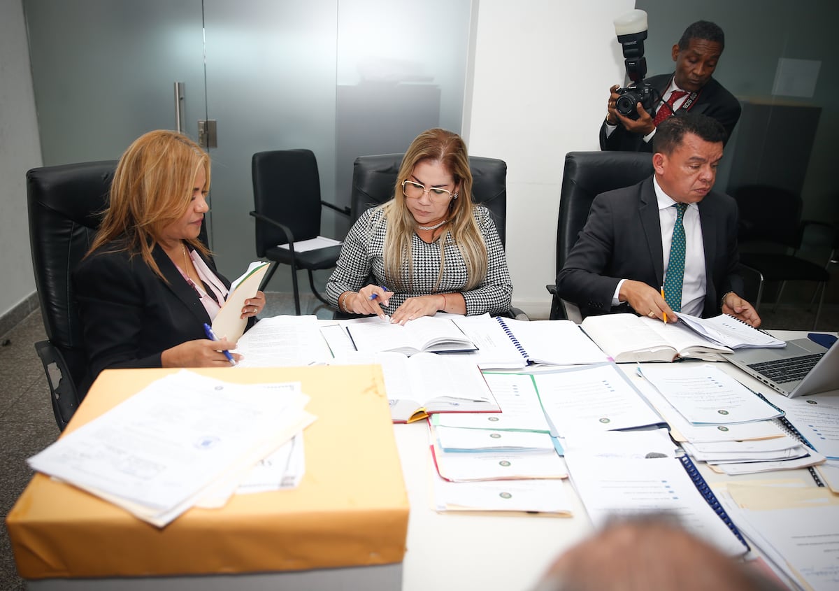 137 aspirantes a contralor y subcontralor bajo la lupa de la bancada Vamos en la Asamblea Nacional