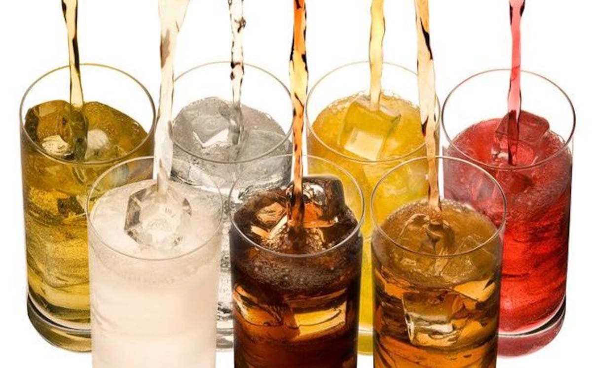 ALERTA. Minsa retira lotes de bebidas azucaradas y aguas embotelladas