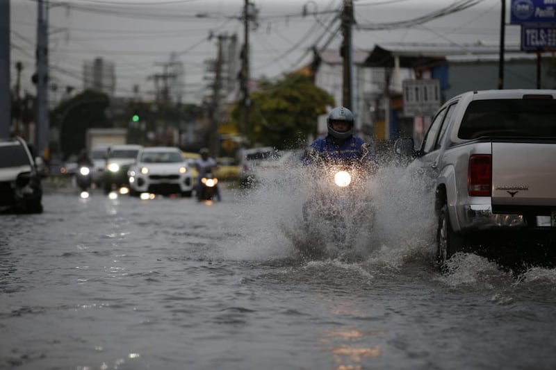 Lluvias en Panamá no dan tregua y vienen con tormentas