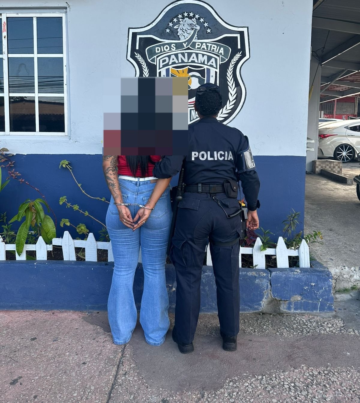 La señal que no pasó desapercibida: mujer de 32 años cae en el Metro por apología del delito + VIDEO