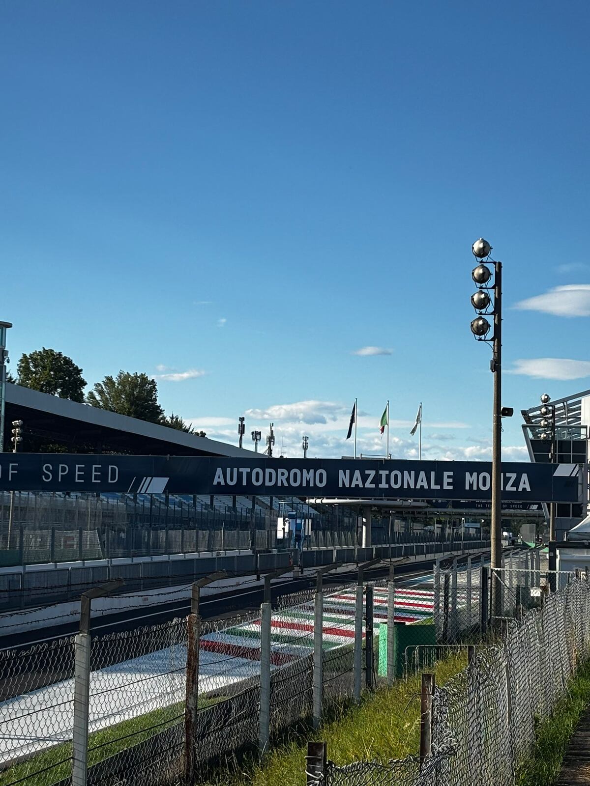 Del glamour de Berlusconi al futuro yanqui: Monza inicia nueva vida en el fútbol italiano