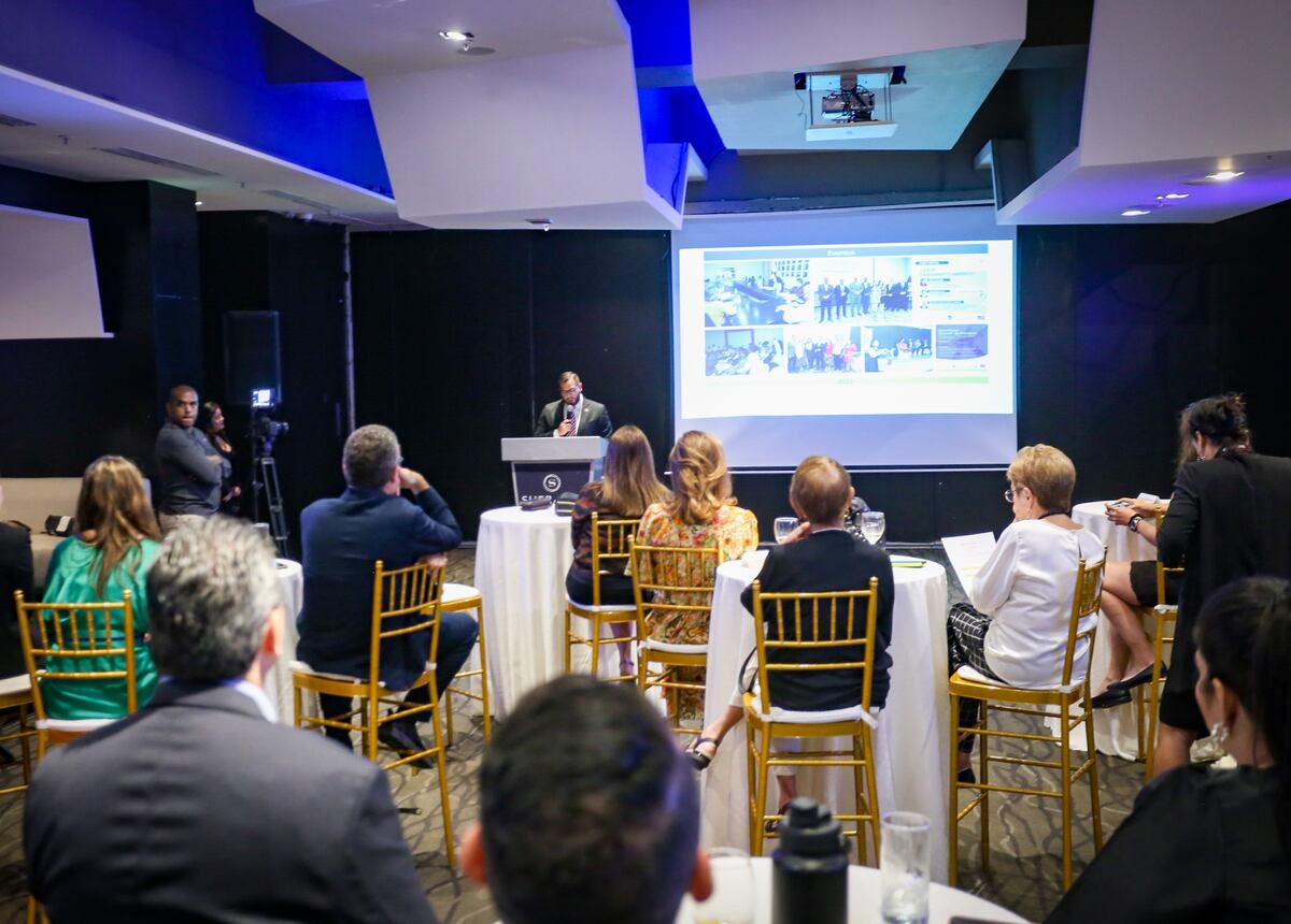 Relanzan útil herramienta digital para transparentar labor de diputados