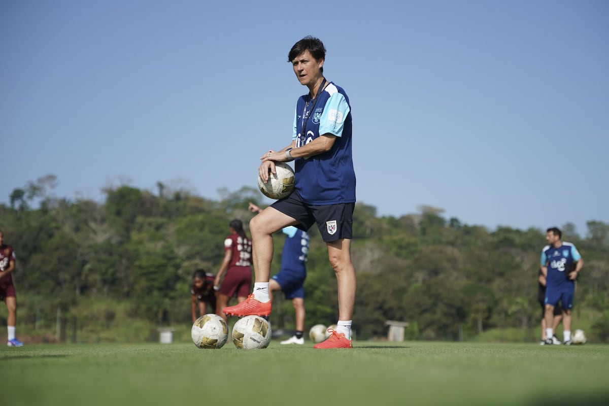 ¡Lista la Roja F! 26 cracks panameñas listan cañones para Mundial ante Aruba y Cuba
