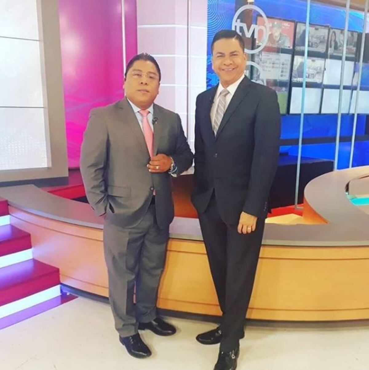 Castalia Pascual y Víctor Ballesteros salen de pantalla