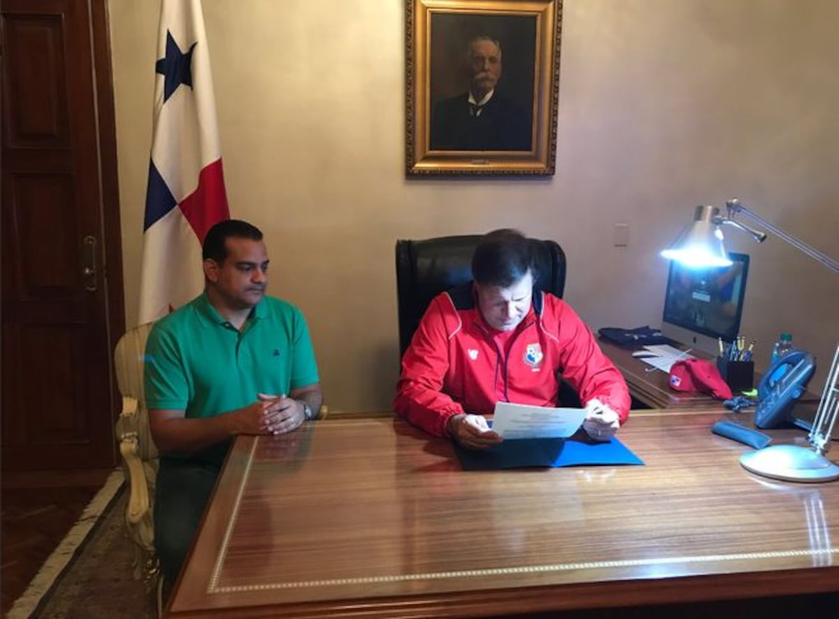 Varela evalúa dar libre las horas de los partidos de Panamá en el mundial