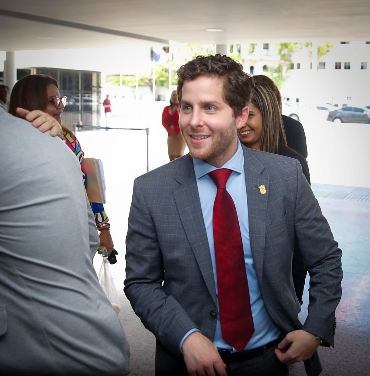 De la prisión a las páginas de Forbes: 8 años después, el Chacalde Mizrachi lidera Panamá