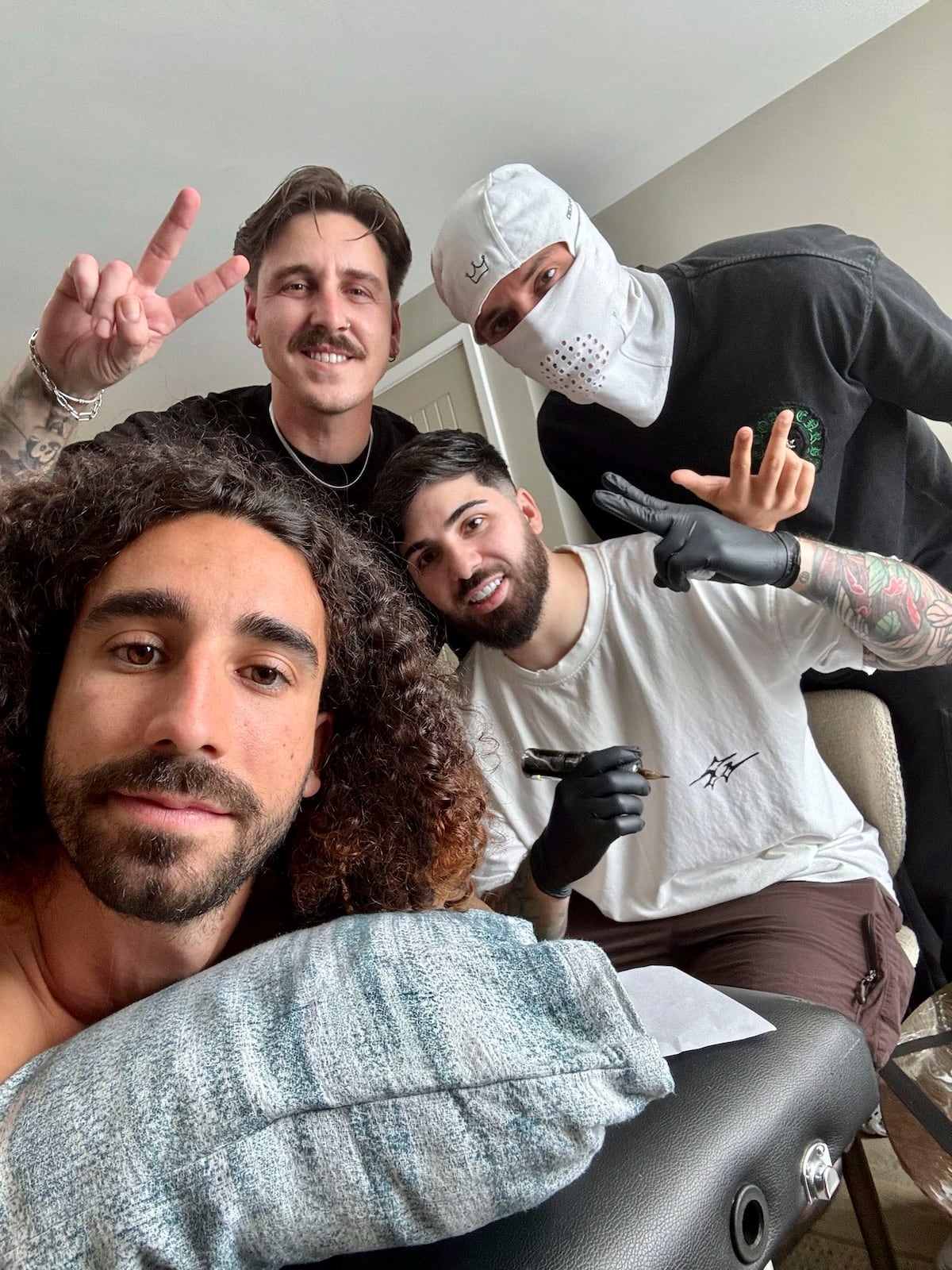 El curioso tatuaje de Cucurella causa furor en redes