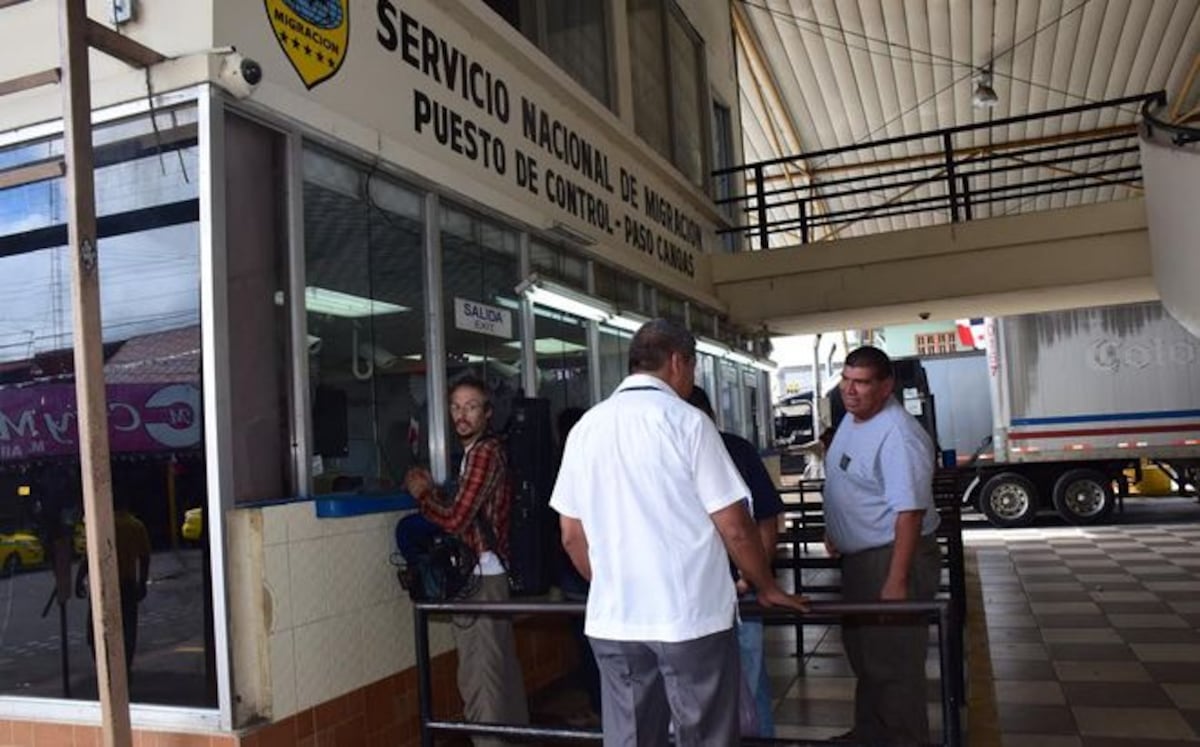 Más de 400 extranjeros retenidos por migración en los primeros meses del año