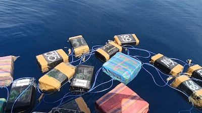 Otra carga se hunde: Aeronavales pescan mil 96 paquetes de supuesta droga en Punta Burica