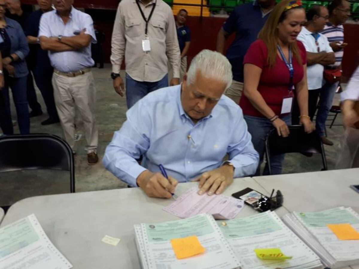 Expresidente 'Toro' Balladares fue por su Cepadem