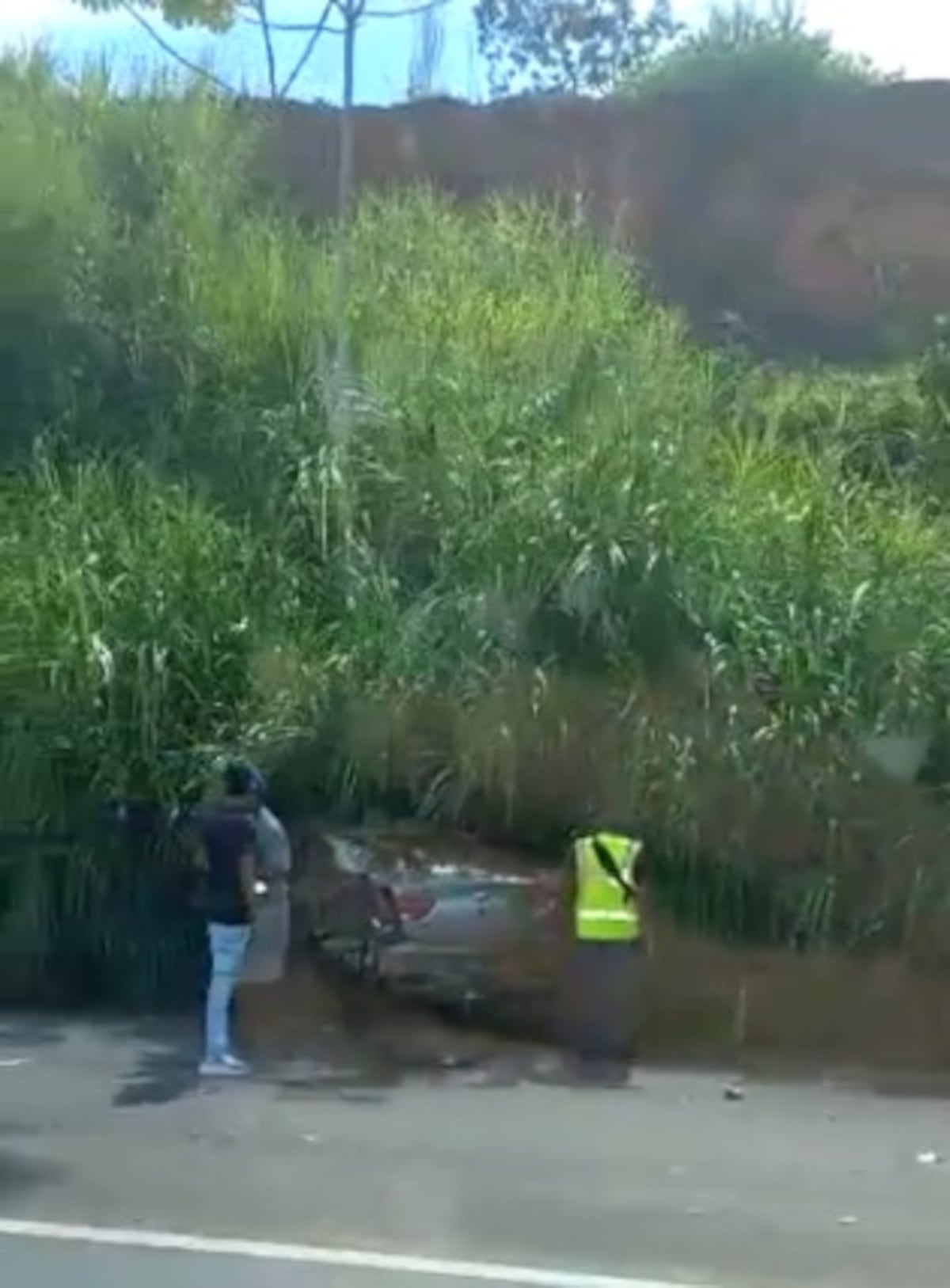 Dos mulas involucradas. Accidente múltiple deja 9 heridos, 4 de gravedad en autopista Arraiján-La Chorrera. Video