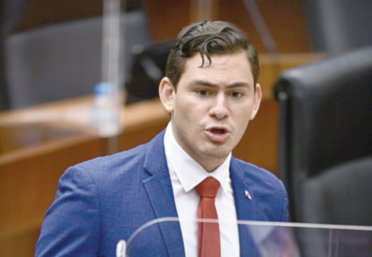 Juan Diego Vásquez reacciona. Explica qué es lo ‘grave’ del fallo del Tribunal Electoral que beneficia a Martinelli