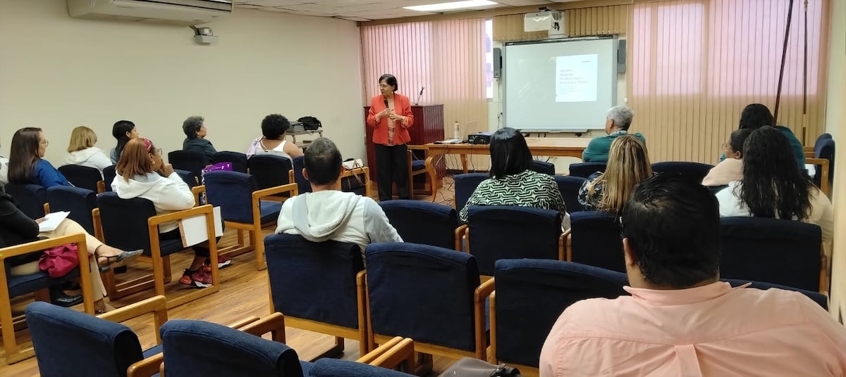 Universidad de Panamá capacita a su gente contra la violencia digital y ser más respetuosos