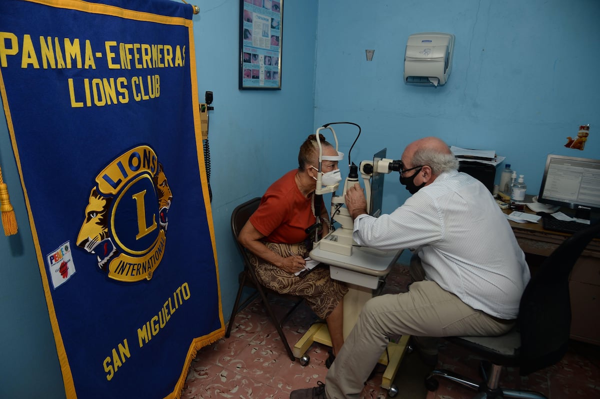 Miembros del Club de Leones Panamá Enfermeras realiza contribución en el centro de salud de Torrijos Carter