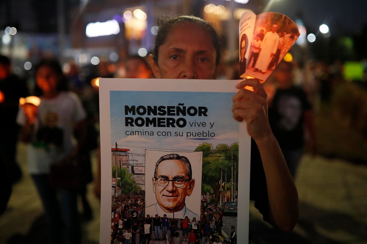 El Salvador honra la memoria de san Óscar Romero con fe, luz y compromiso