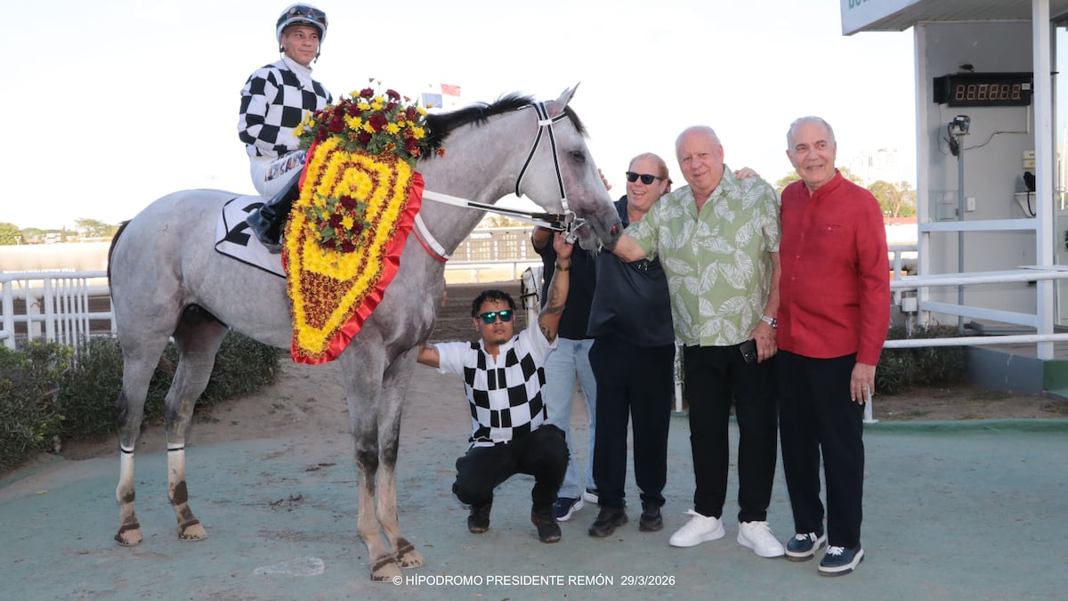 ‘Come Candela’ gana Clásico Pitín De Obarrio con 3 cuerpos de ventaja en el Hipódromo Remón