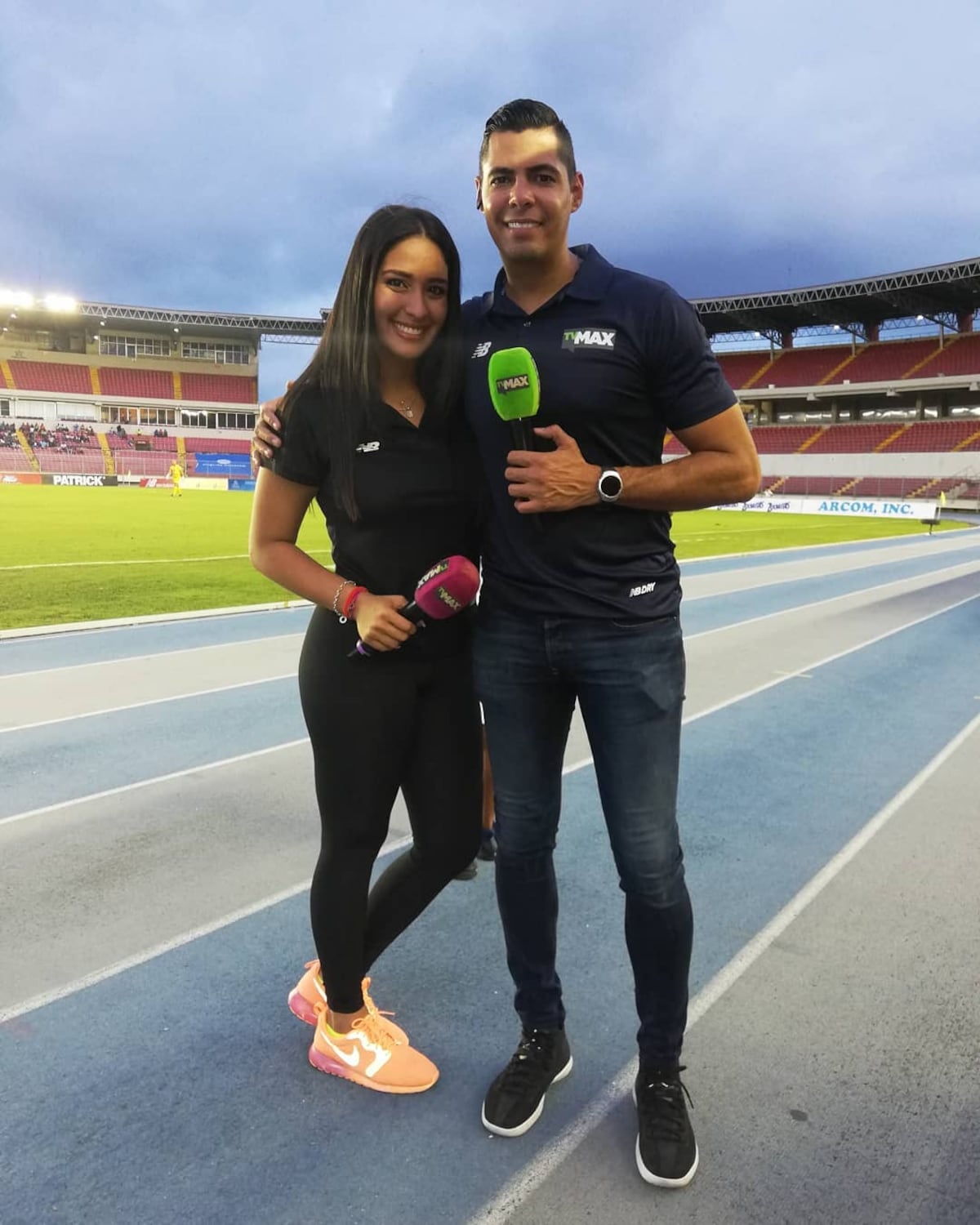 ¡Qué feo! TVMax no volverá a llamar a Ana Lorena por lisa