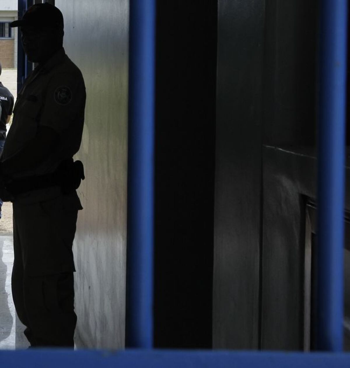 ¿Qué hacía un arma de fuego allí? Identifican a reo asesinado en la cárcel 