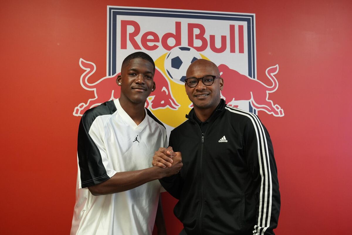 Rafael Mosquera firma con Red Bulls hasta 2028 y la rompe en Estados Unidos