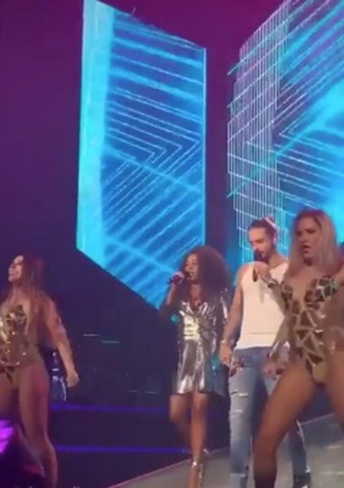 Maluma cumple y comparte tarima con panameña Diana Villamonte