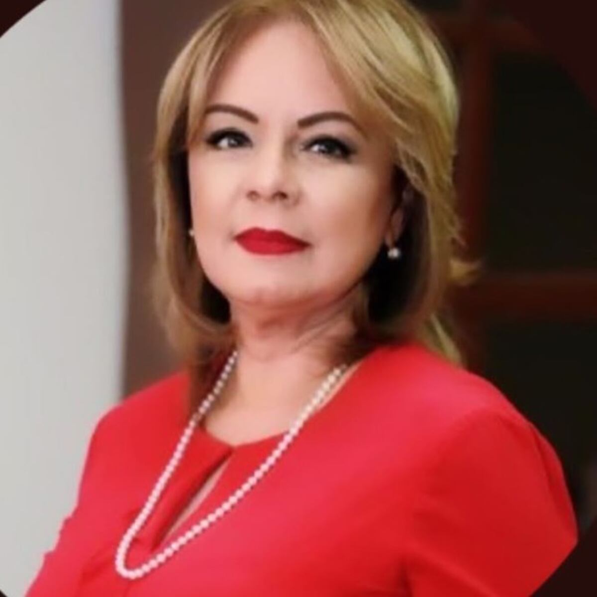 ‘No sé cómo podré aprender a vivir sin ti’. Muere mamá de reina de Calle Arriba de Las Tablas, víctima de covid-19