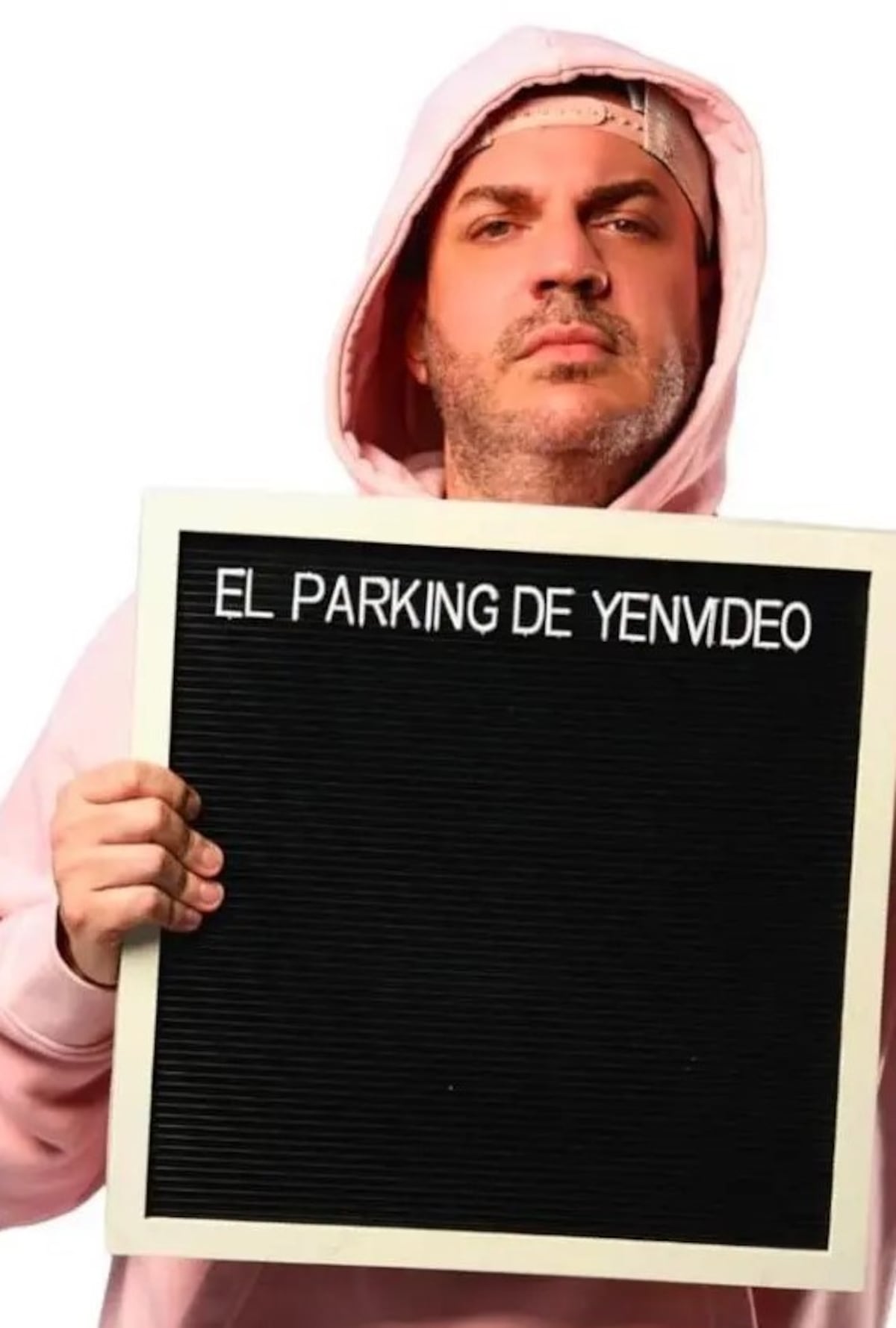 ¿Romelito 2.0? Barceló y María Del Pilar, el romance de 24 horas del ‘Parking de Yen Video’
