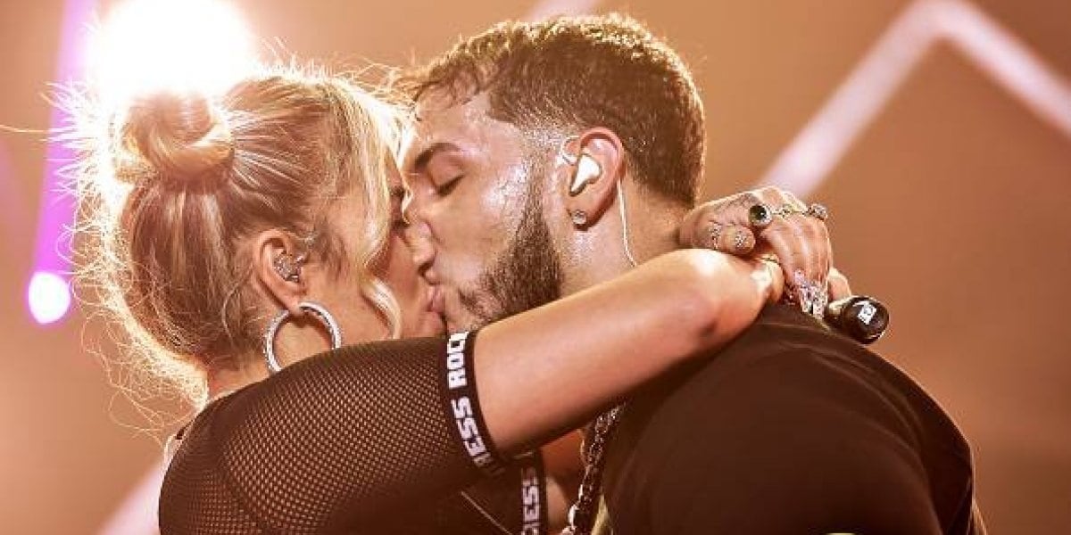 Anuel AA y Karol G podrían ofrecer concierto en Panamá en mayo