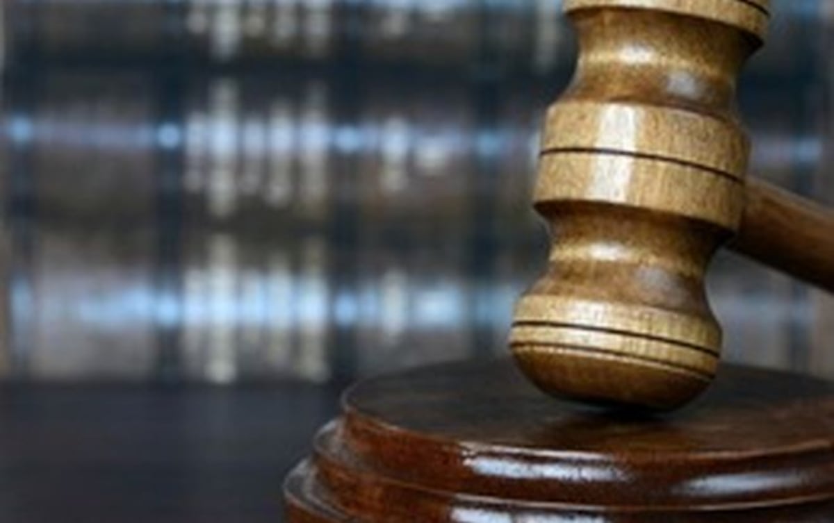 Hombre violó a menor de 13 años en medio de una celebración de la mamá en casa