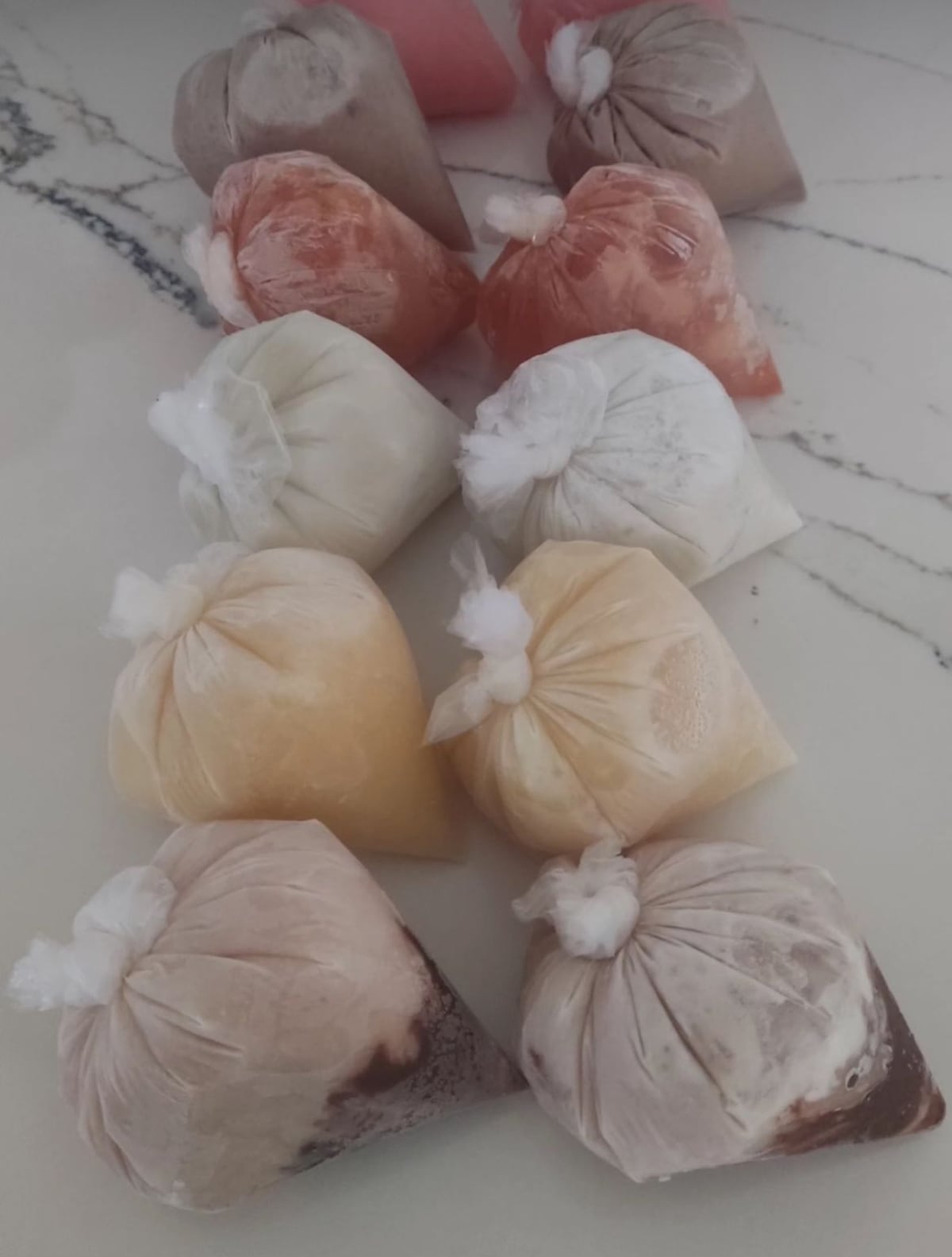 ‘Prueba las tetas venezolanas’: Un duro de helados que inspira