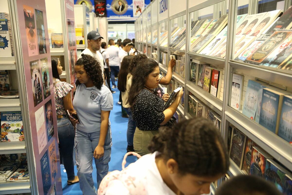 Arranca la Feria Internacional del Libro, Atlapa se convierte en la casa de los libros